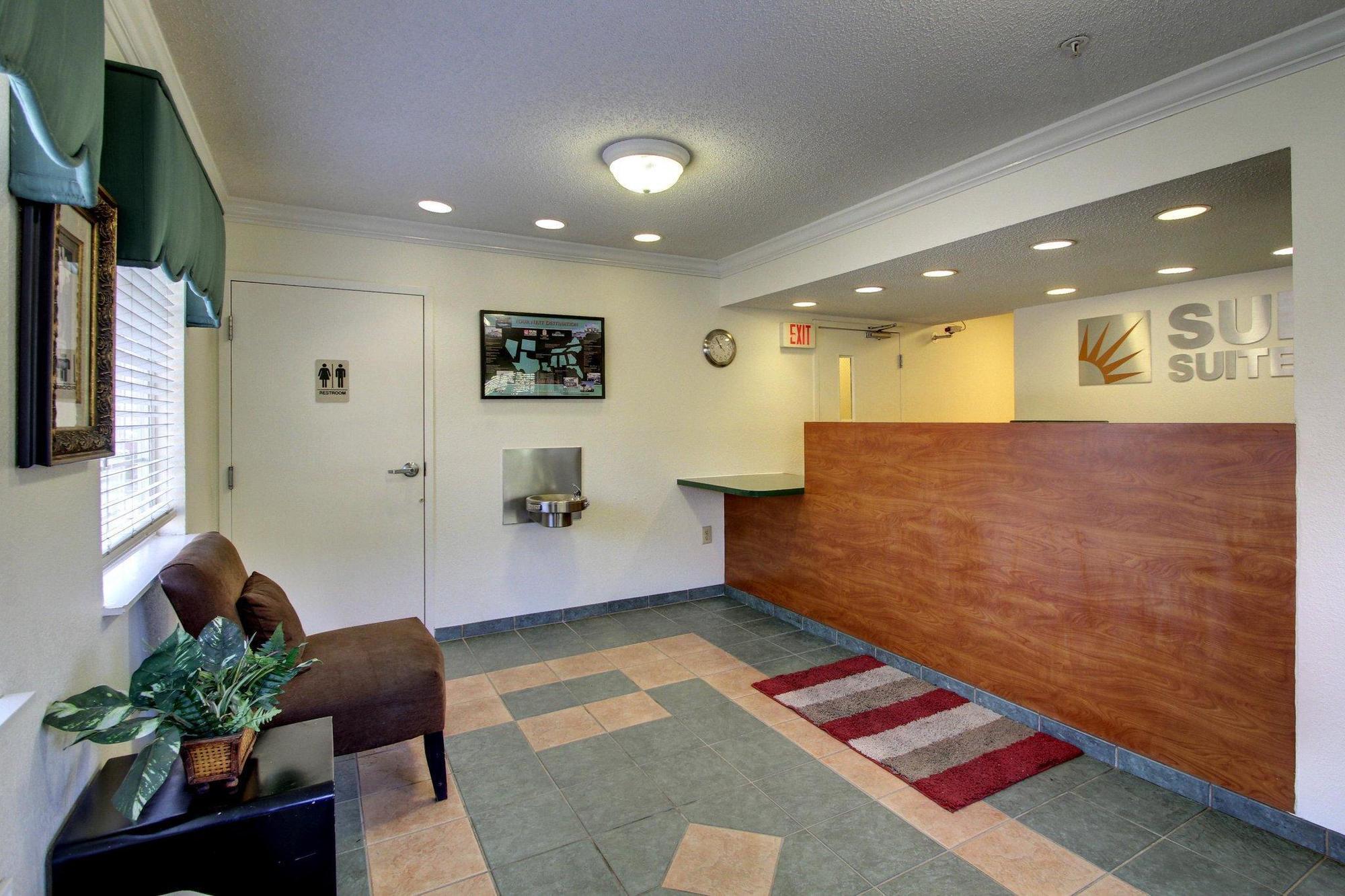 Intown Suites Extended Stay Birmingham Al - Lakeshore Parkway Exterior foto